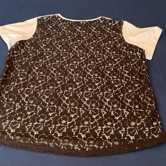 NWT GABBY ISABELLA “Girls Can Do Anything” Top with Black Lace Layer & Studs M - Picture 7 of 16